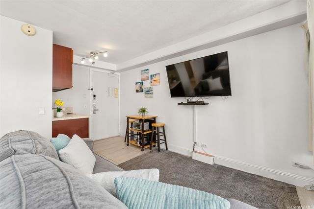 444 Kanekapolei Street 508, Honolulu, HI 96815