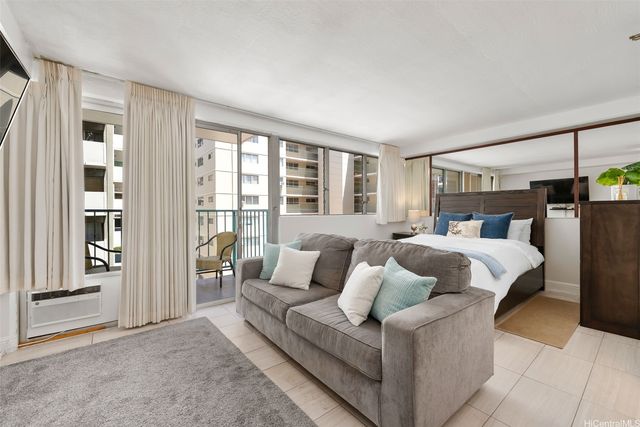 444 Kanekapolei Street 508, Honolulu, HI 96815