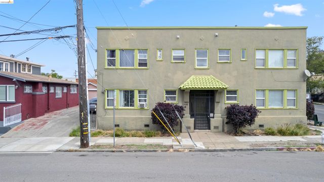 646 42nd St, Oakland, CA 94609