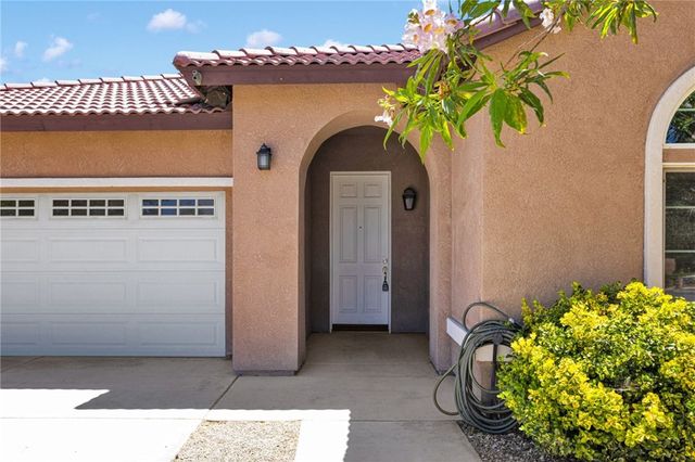 13437 Earl, Victorville, CA 92395