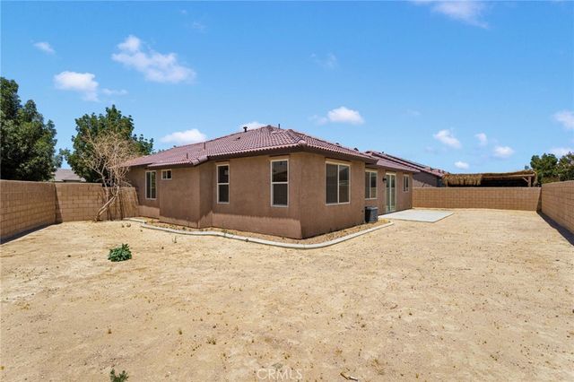 13437 Earl, Victorville, CA 92395