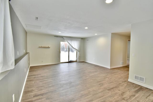 10432 287th Avenue NW, Zimmerman, MN 55398