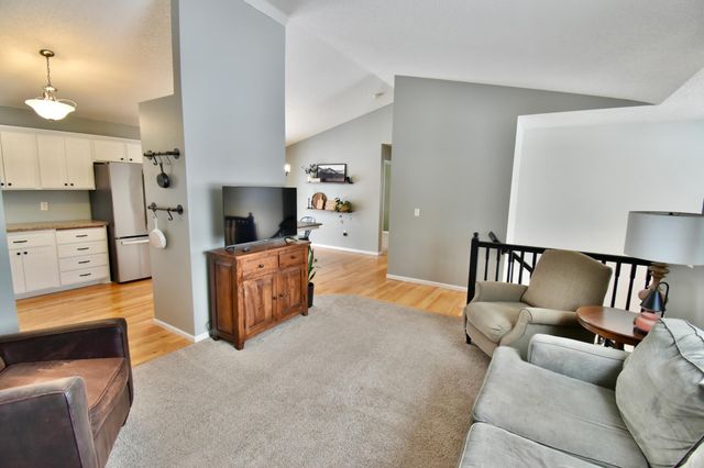 10432 287th Avenue NW, Zimmerman, MN 55398