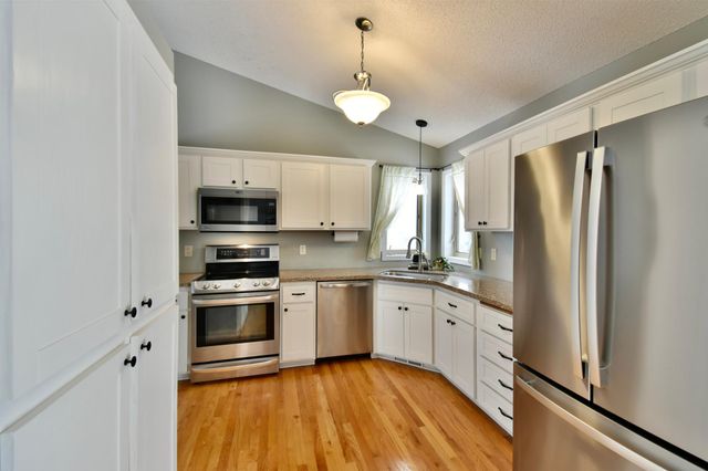 10432 287th Avenue NW, Zimmerman, MN 55398