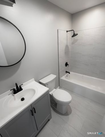 106 Howard Avenue R, Ansonia, CT 06401