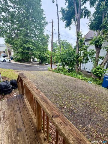 106 Howard Avenue R, Ansonia, CT 06401