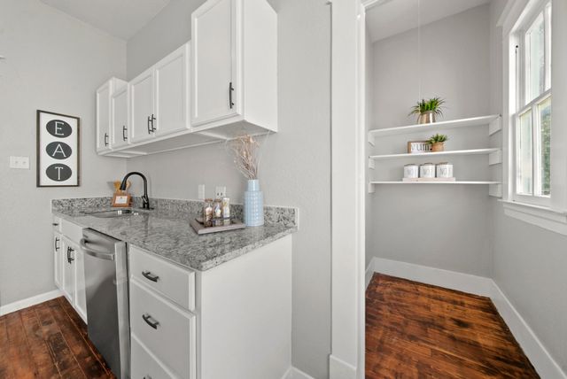 2015 36th Street, Galveston, TX 77550