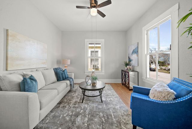 2015 36th Street, Galveston, TX 77550