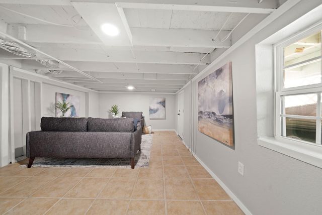 2015 36th Street, Galveston, TX 77550