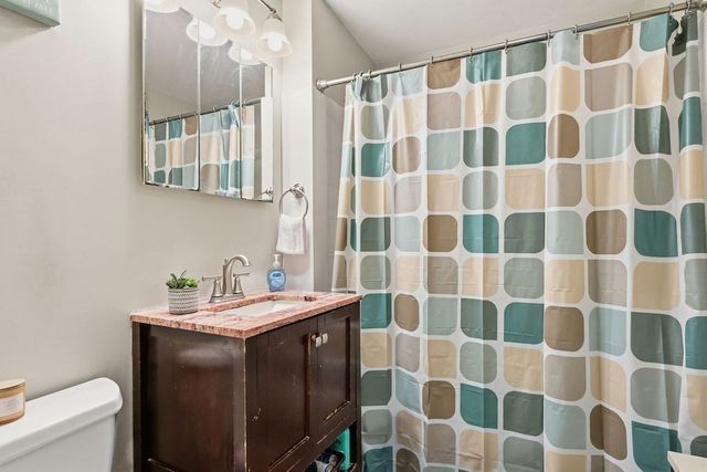 86 Belvidere St, Springfield, MA 01108