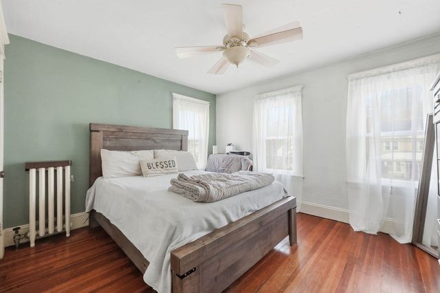 86 Belvidere St, Springfield, MA 01108