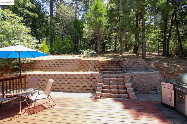 2936 E Highway 4, Murphys, CA 95247