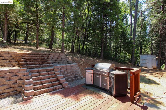 2936 E Highway 4, Murphys, CA 95247