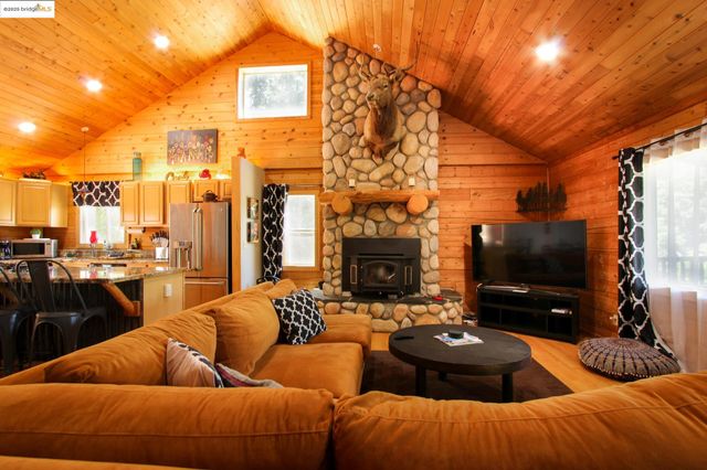 2936 E Highway 4, Murphys, CA 95247