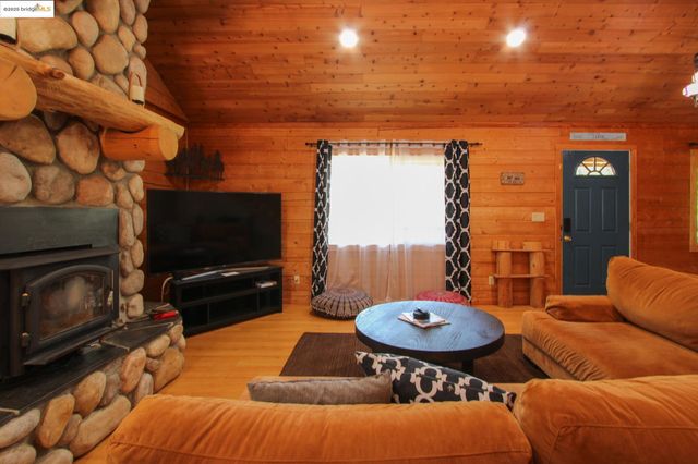 2936 E Highway 4, Murphys, CA 95247