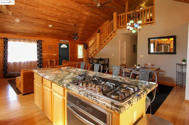 2936 E Highway 4, Murphys, CA 95247