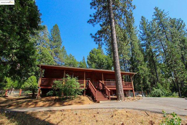 2936 E Highway 4, Murphys, CA 95247