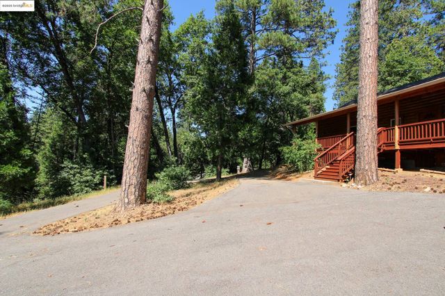 2936 E Highway 4, Murphys, CA 95247