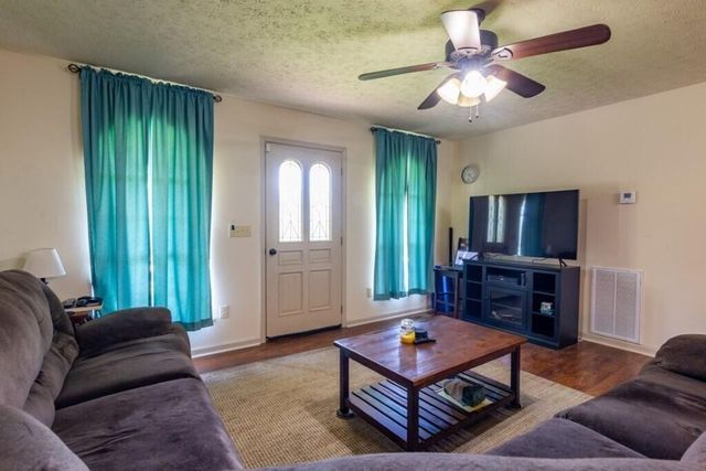 501 Pin Hook Road, Spring City, TN 37381