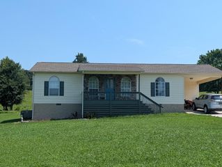 501 Pin Hook Road, Spring City, TN 37381