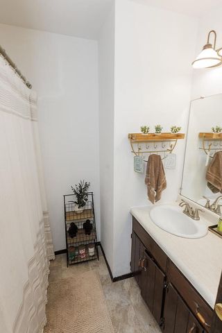3936 Western WAY, Racine, WI 53404