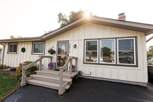 3936 Western WAY, Racine, WI 53404
