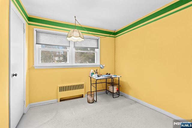 427 Andre Avenue, Northvale, NJ 07647