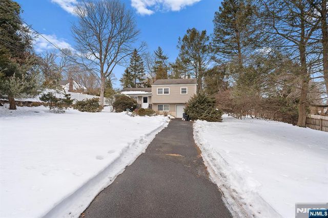 427 Andre Avenue, Northvale, NJ 07647