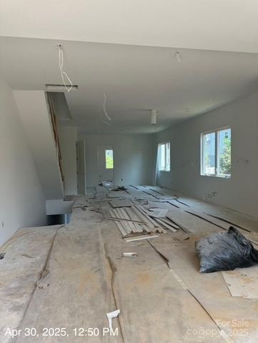 312 Wesley Heights Way B, Charlotte, NC 28208