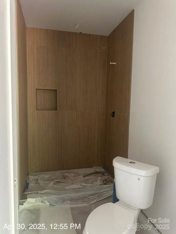 312 Wesley Heights Way B, Charlotte, NC 28208