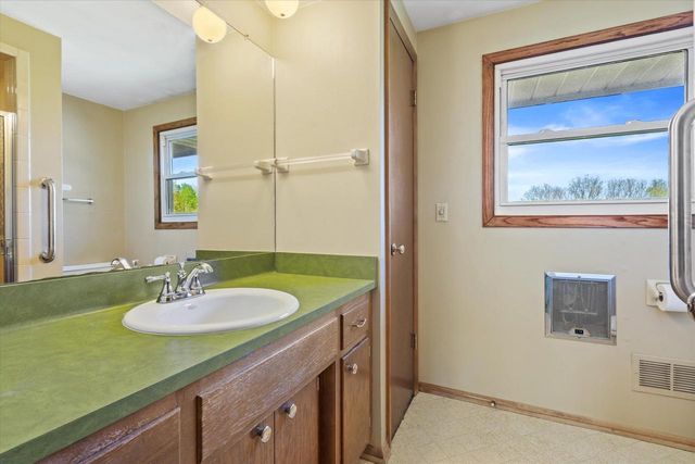 1204 State Highway 83, Hartford, WI 53027