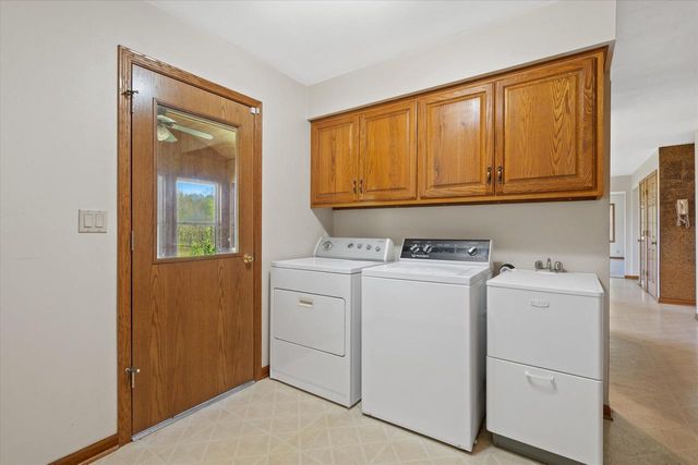 1204 State Highway 83, Hartford, WI 53027