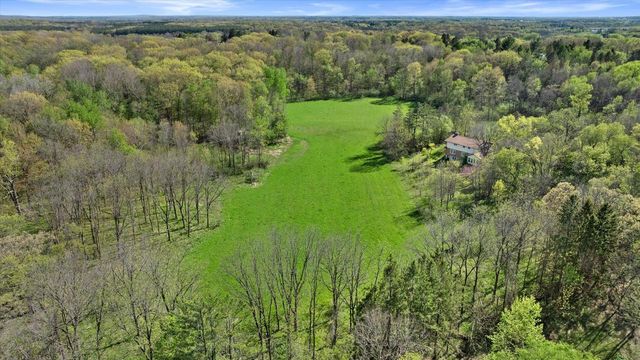 1204 State Highway 83, Hartford, WI 53027
