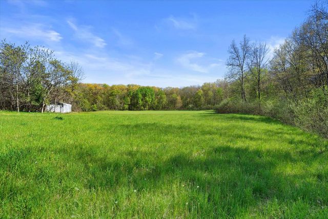 1204 State Highway 83, Hartford, WI 53027
