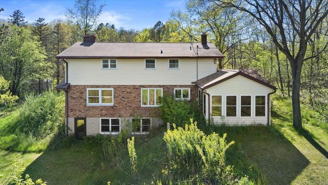 1204 State Highway 83, Hartford, WI 53027
