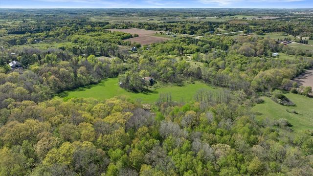 1204 State Highway 83, Hartford, WI 53027