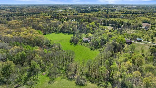 1204 State Highway 83, Hartford, WI 53027