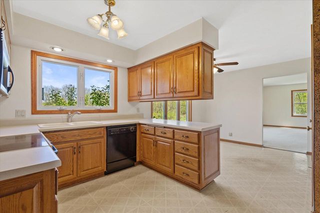 1204 State Highway 83, Hartford, WI 53027