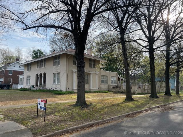 402 N 16th Street, Muskogee, OK 74401