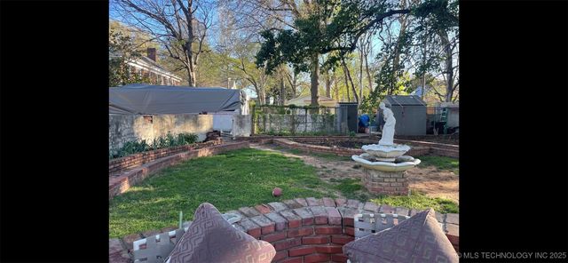 402 N 16th Street, Muskogee, OK 74401