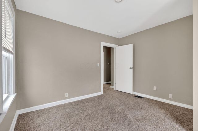 911 Clarendon Avenue, Columbus, OH 43223