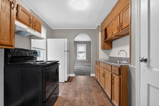 911 Clarendon Avenue, Columbus, OH 43223