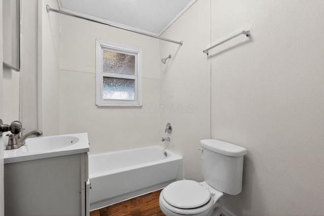 911 Clarendon Avenue, Columbus, OH 43223