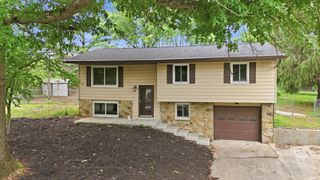 110 S Pine Cone Court, Ellettsville, IN 47429
