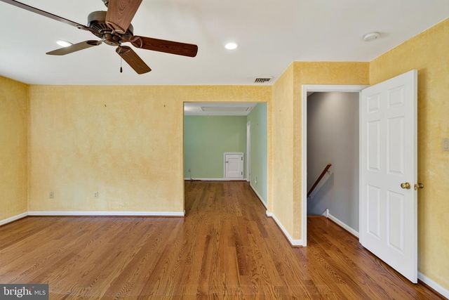 2741 HILLVIEW RD, Broomall, PA 19008