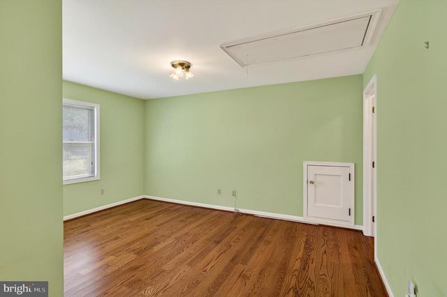 2741 HILLVIEW RD, Broomall, PA 19008