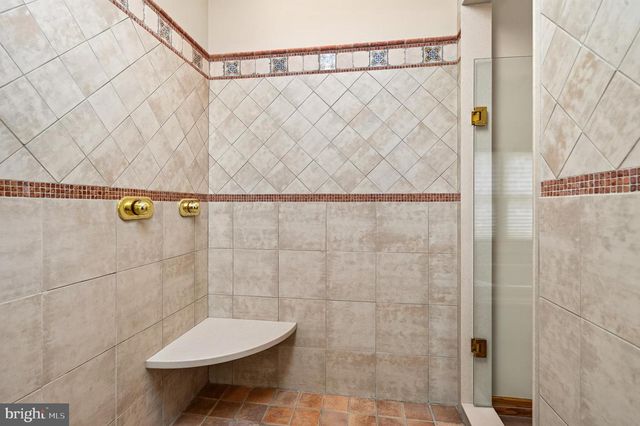 2741 HILLVIEW RD, Broomall, PA 19008