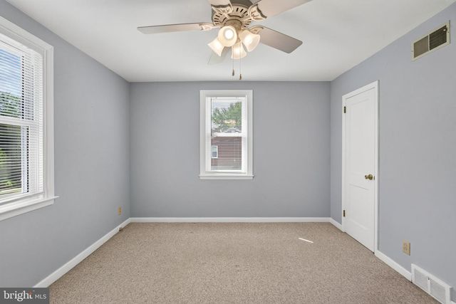 2741 HILLVIEW RD, Broomall, PA 19008
