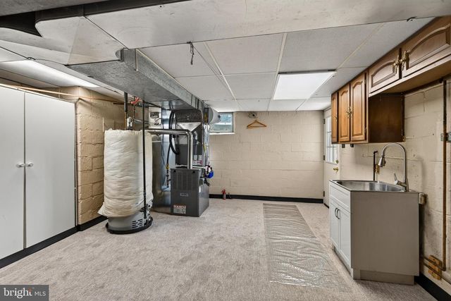2741 HILLVIEW RD, Broomall, PA 19008