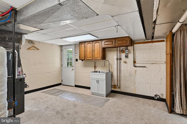 2741 HILLVIEW RD, Broomall, PA 19008